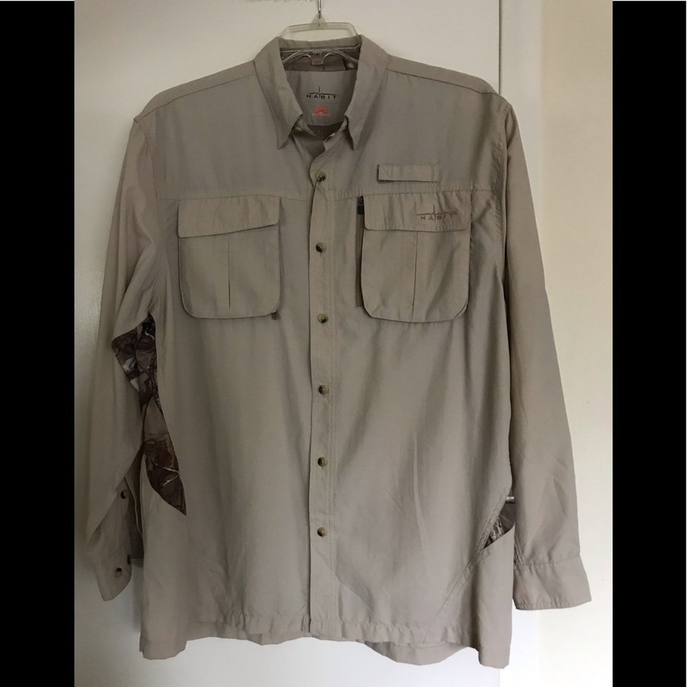 HABIT SIZE L/G , men’s FAST WATER RIVER SHIRT button down !